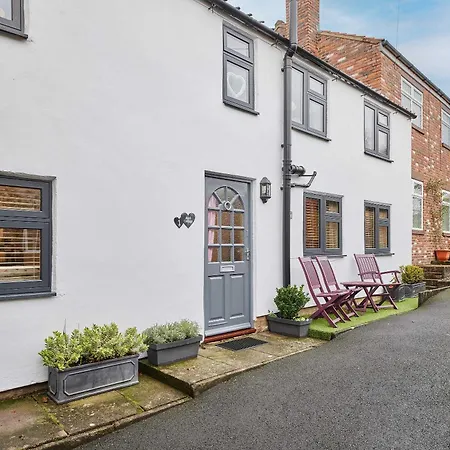 Host & - Anvil * Kirkbymoorside